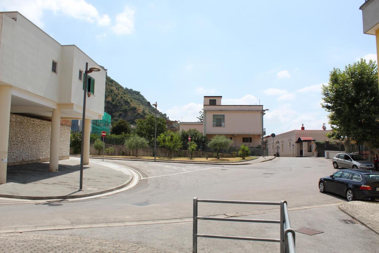 B&B Salerno サルノ エクステリア 写真