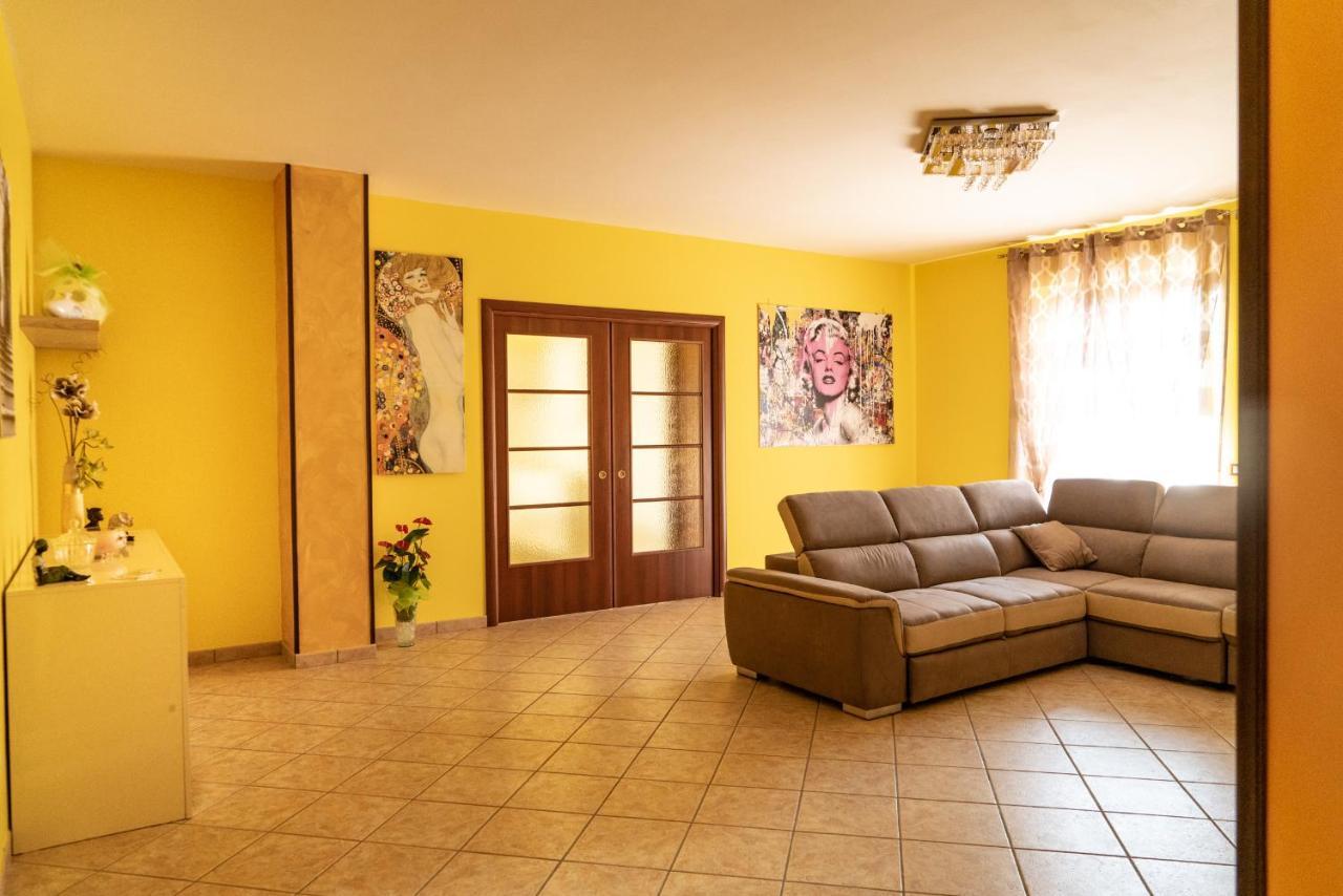 B&B Salerno サルノ エクステリア 写真