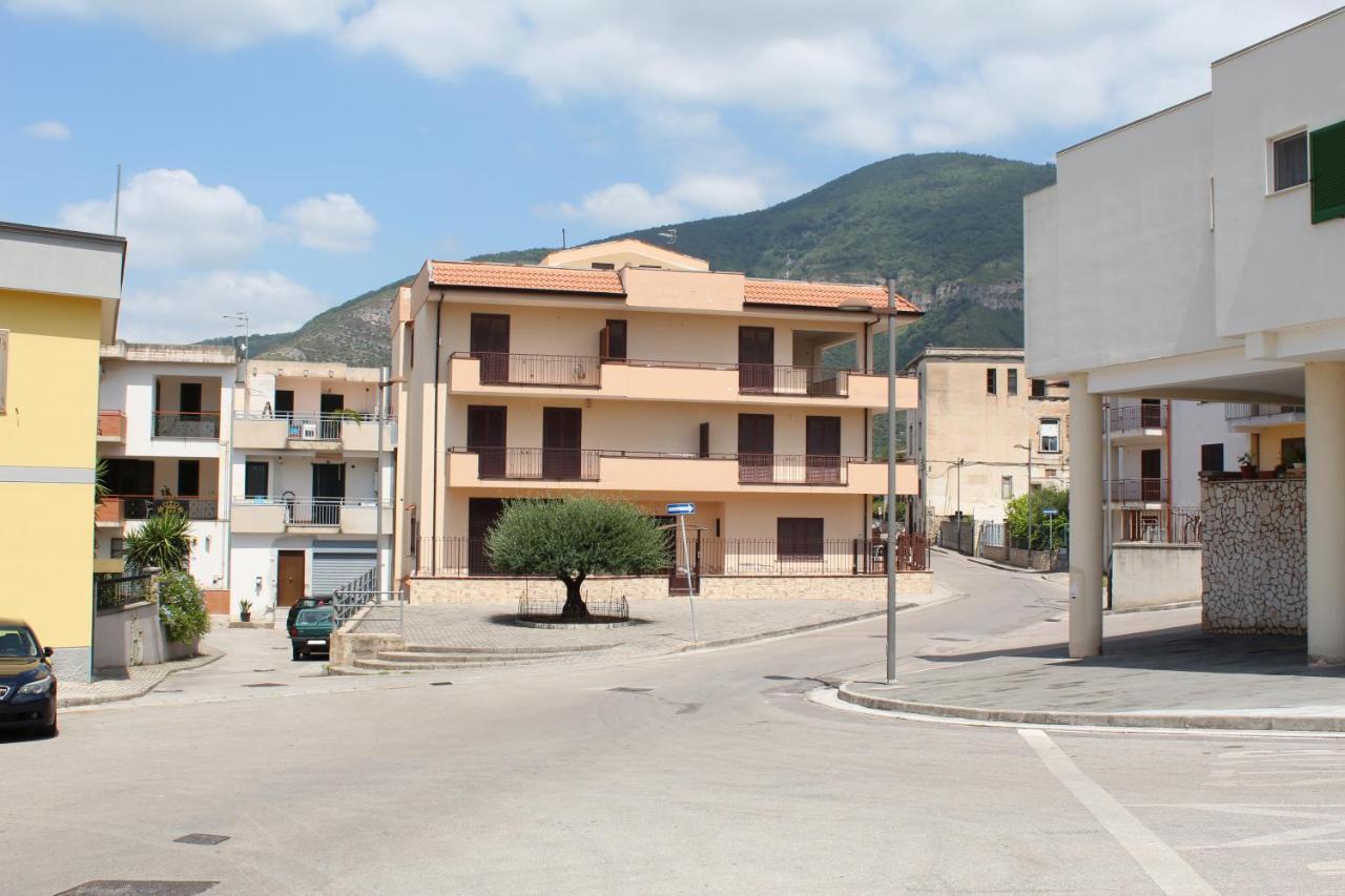 B&B Salerno サルノ エクステリア 写真