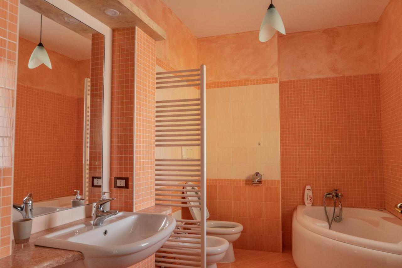 B&B Salerno サルノ エクステリア 写真