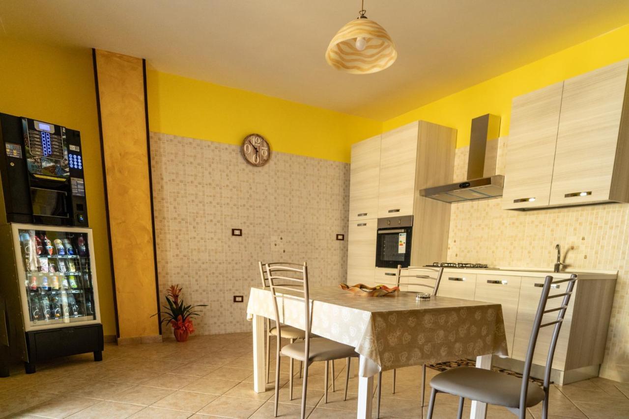 B&B Salerno サルノ エクステリア 写真