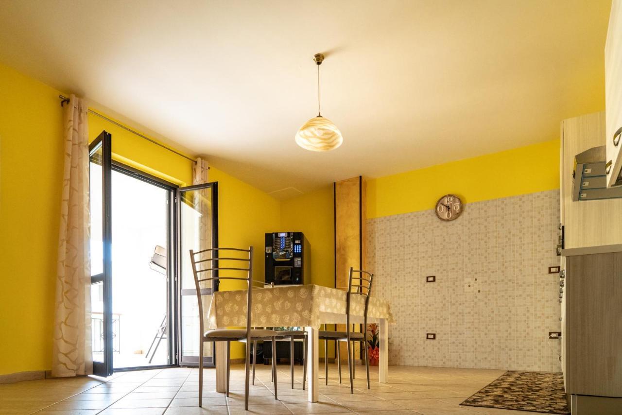 B&B Salerno サルノ エクステリア 写真