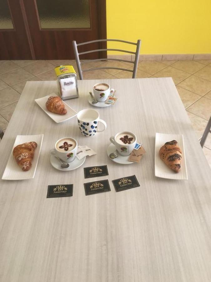 B&B Salerno サルノ エクステリア 写真